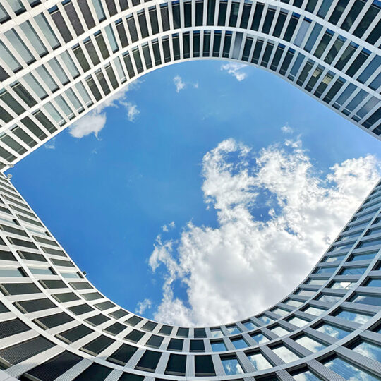 Läuft: Vertriebskampagne für Bürohaus DAS AUGE in Darmstadt