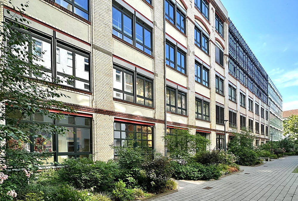 Nachbarschaftsmarketing punktet bei Fabrikumbau im Hinterhof